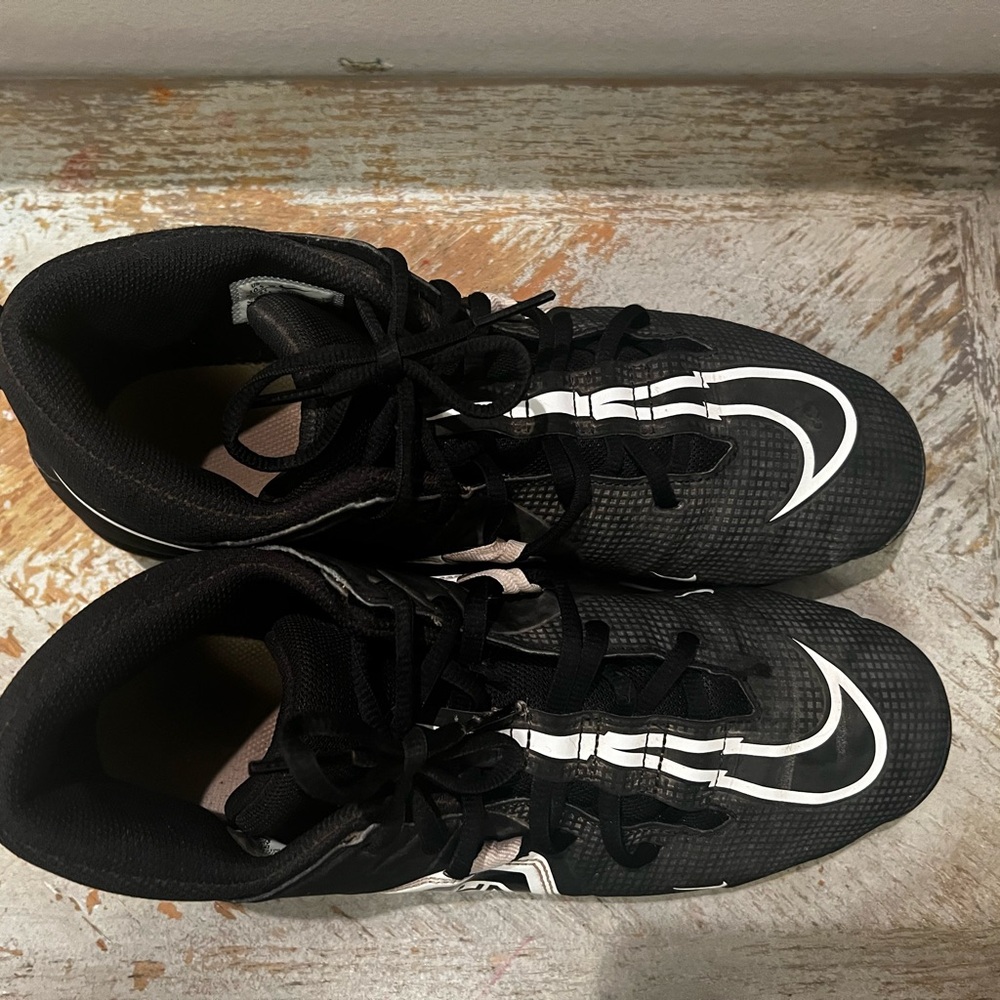 Nike Alpha Black and White Men's Football Cleat Athletic Shoes Size 10.5 Wide - Picture 6 of 10